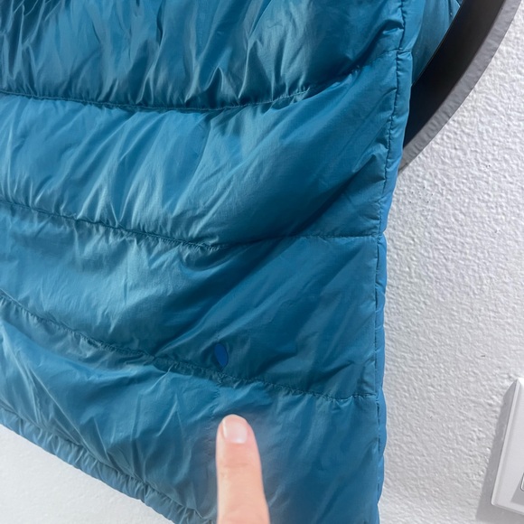 Patagonia Blue teal Bivy women’s size small snow vest warm trendy - Picture 8 of 8